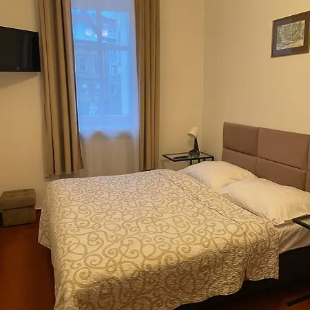 Sonata فندق دوشنيكي زدروي